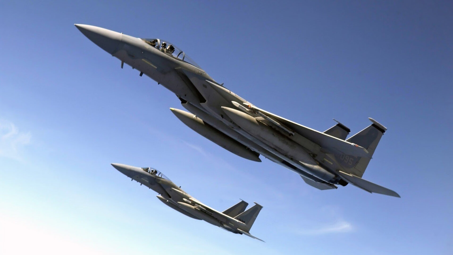 世界击剑大奖赛中国队包揽女子团体金银，世界击剑冠军