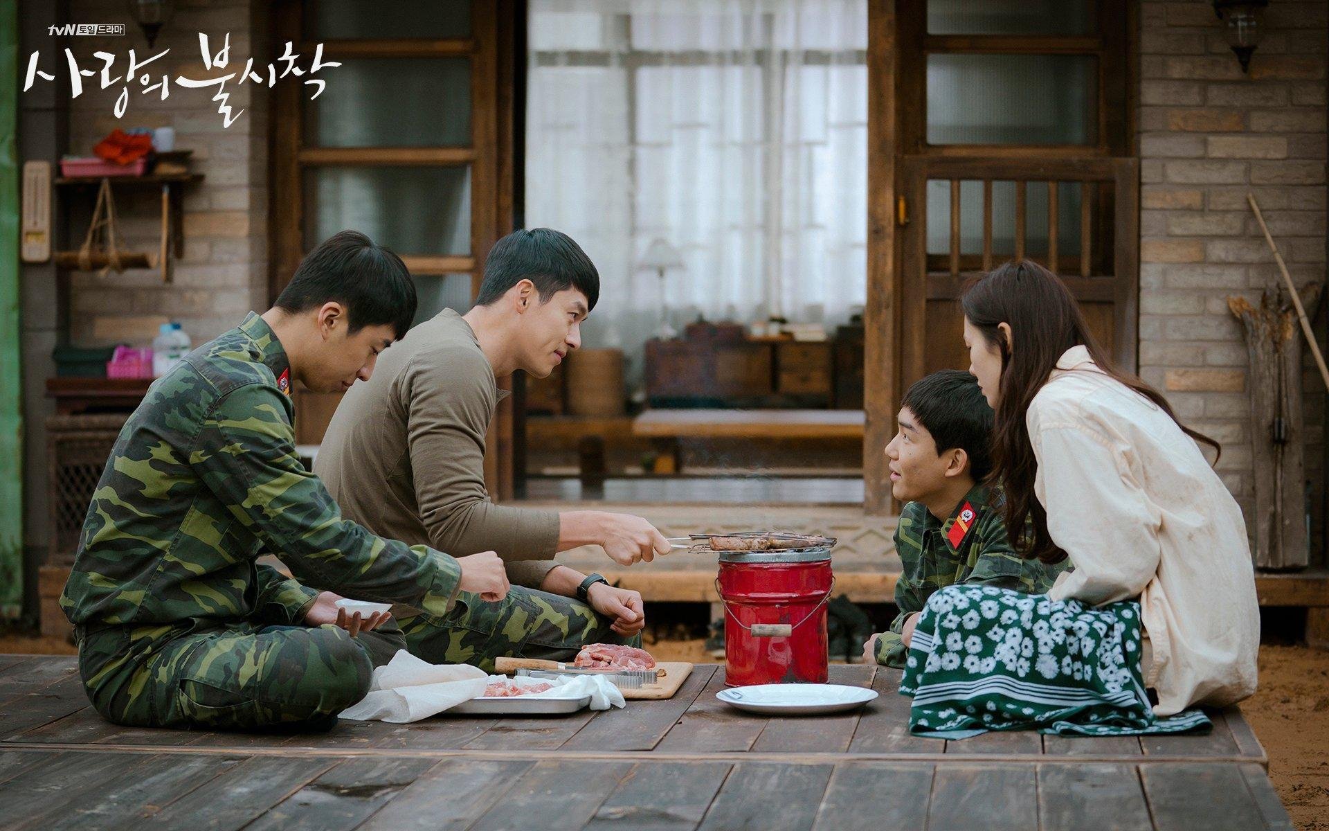 中国足球年度赛事表现对比表格，中国足球报告