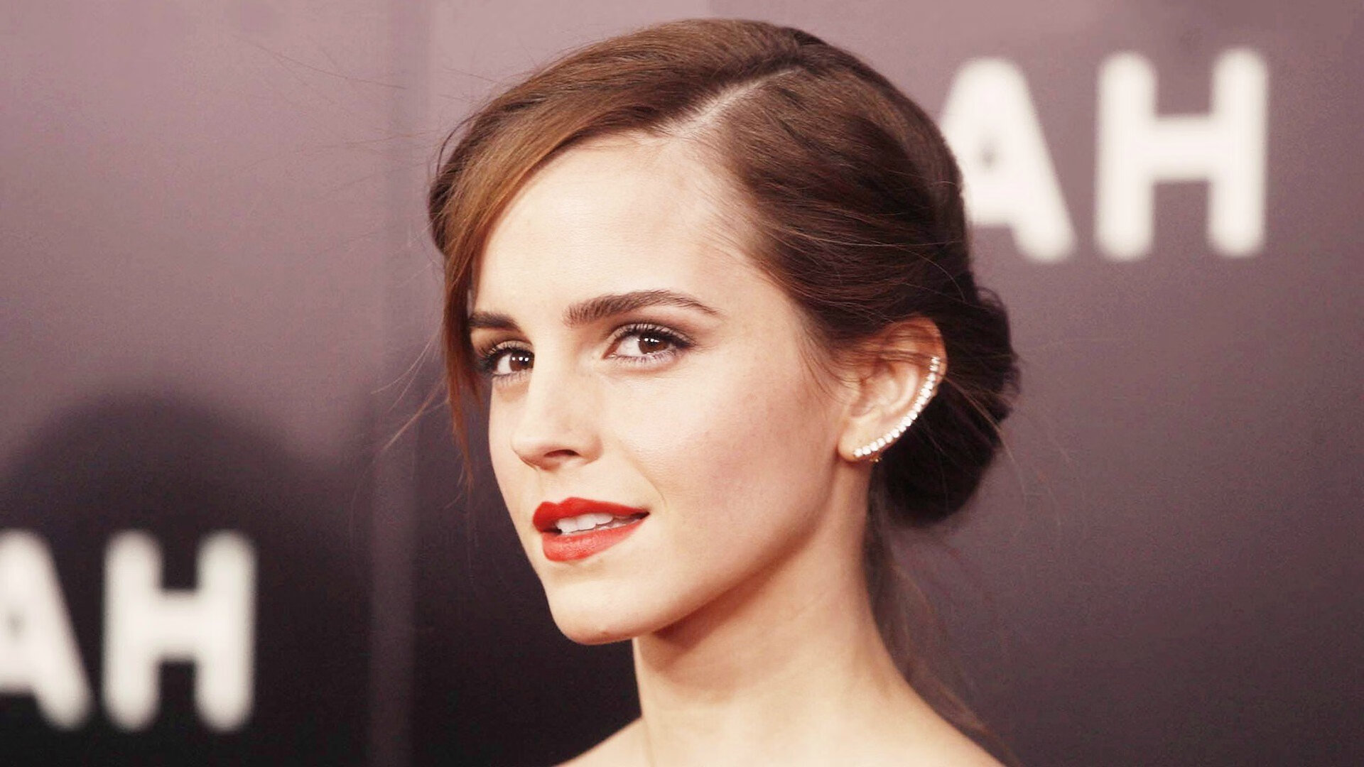 九游游戏中心官网-节奏控制优异的球员是否更适合搭档投射型内线，节奏型控卫的球鞋